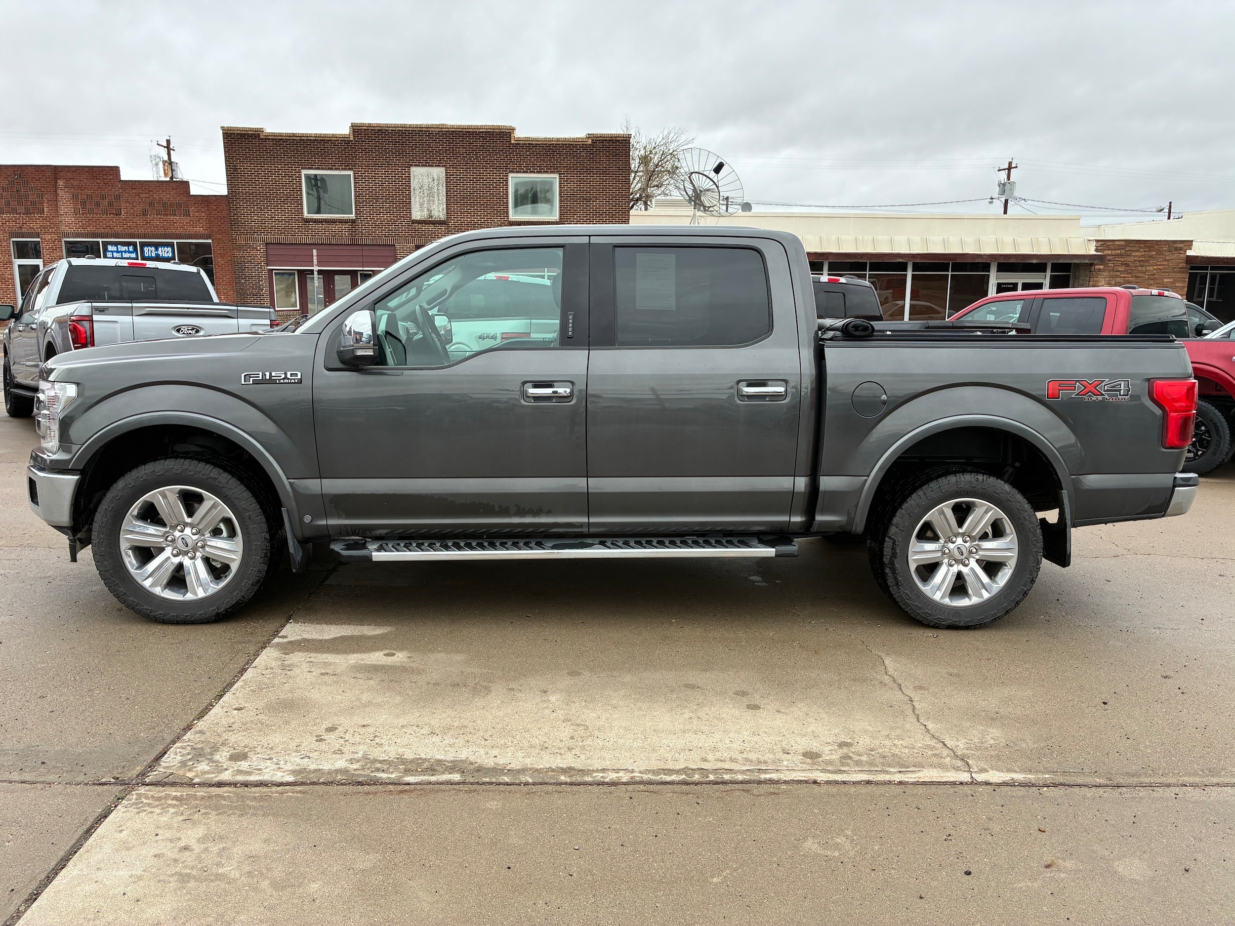 2020 Ford F-150 Lariat 4x4 SuperCrew 5-1/2 Box's photo