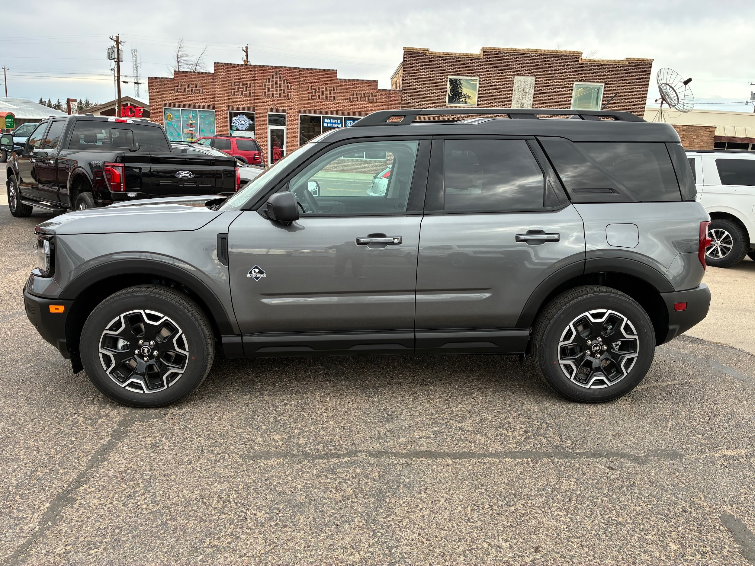 2025 Ford Bronco Sport Outer Banks's photo