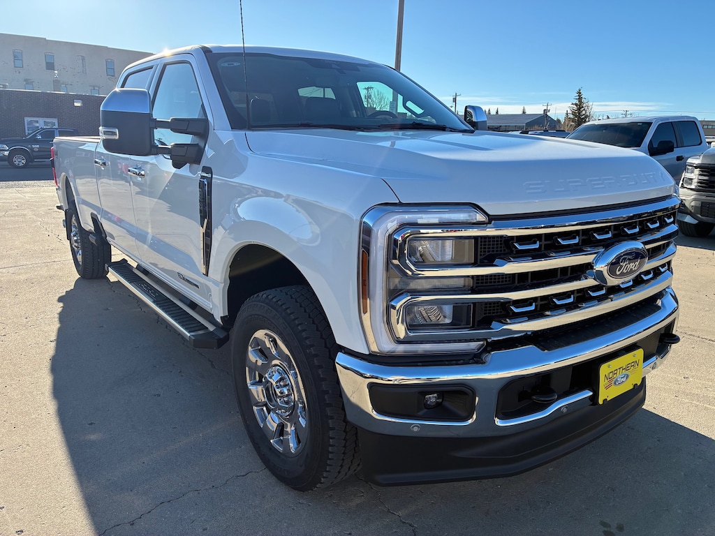 New 2026 Ford Super Duty F-350 Lariat TRUCK