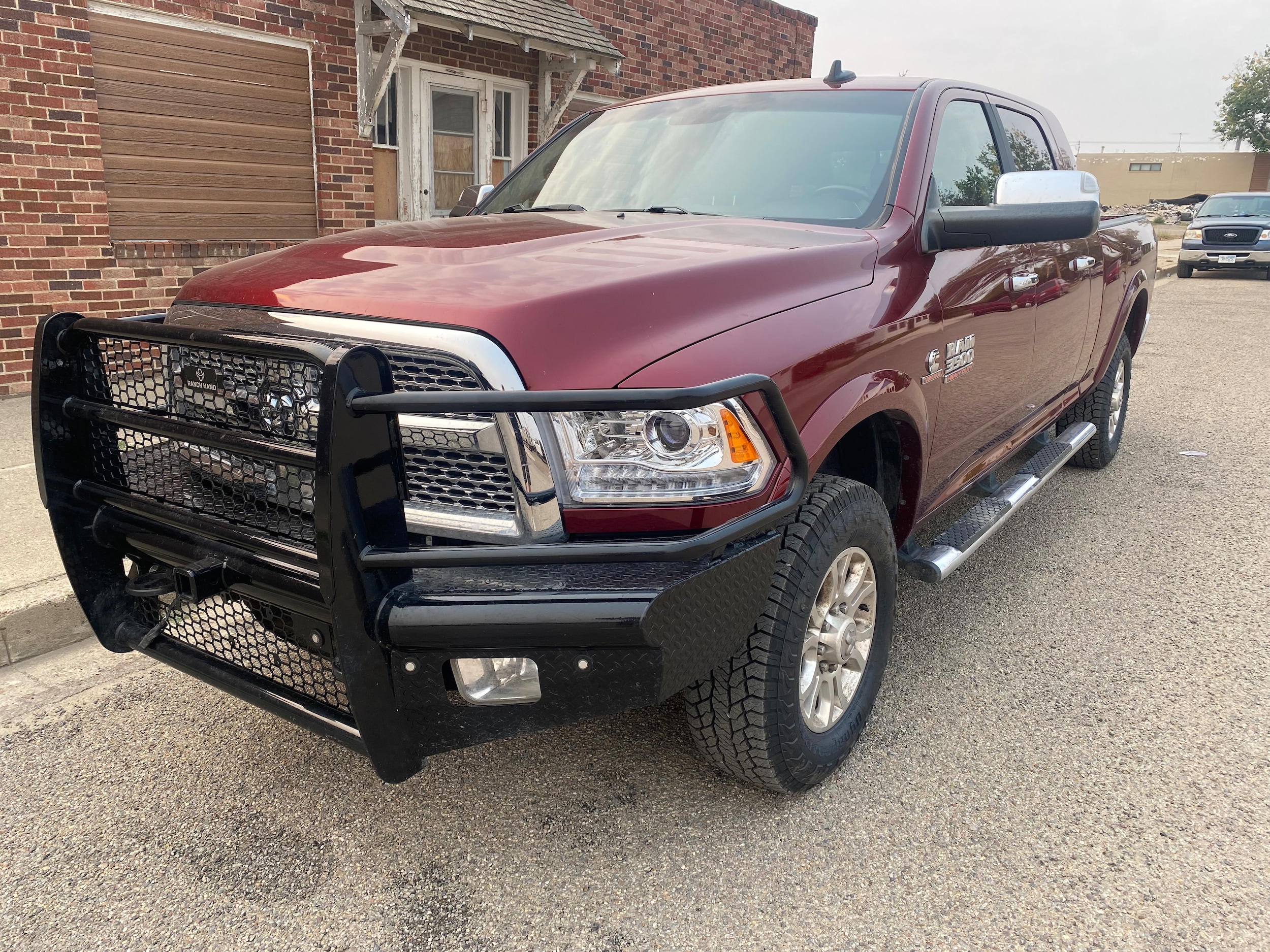 Used 2018 RAM Ram 3500 Pickup Laramie with VIN 3C63R3ML9JG401527 for sale in Cut Bank, MT