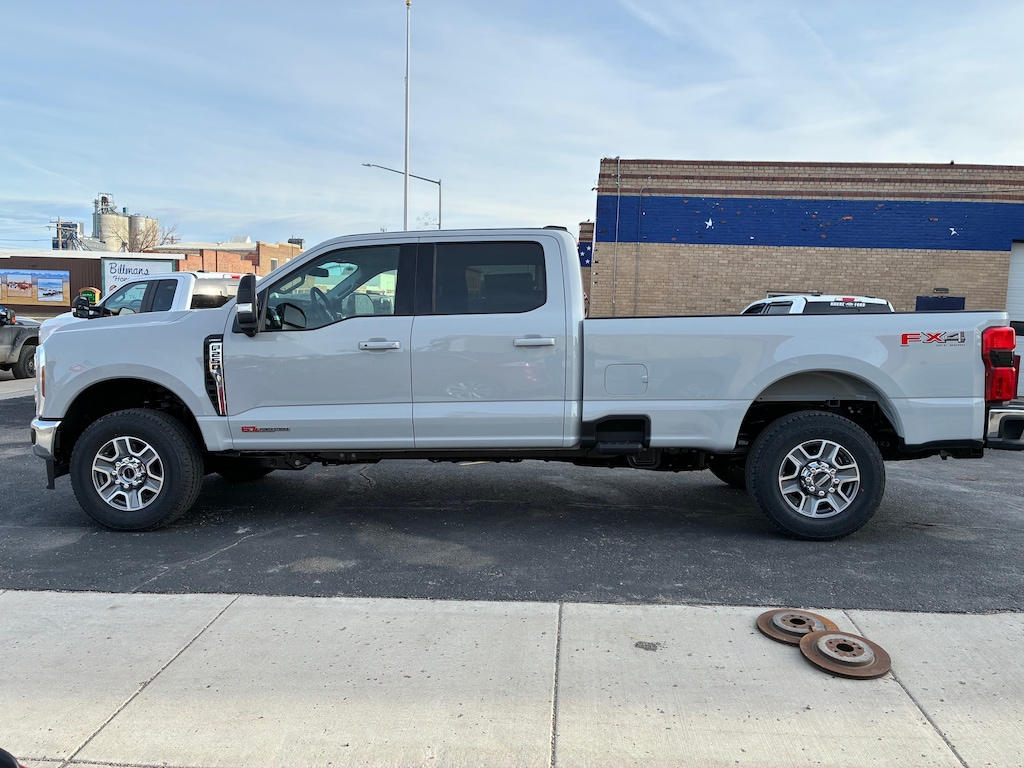 New 2026 Ford Super Duty F-250 Lariat TRUCK