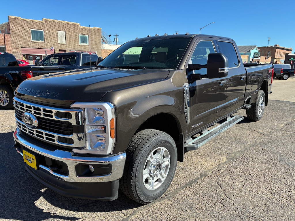 New 2025 Ford Super Duty F-350 XLT TRUCK