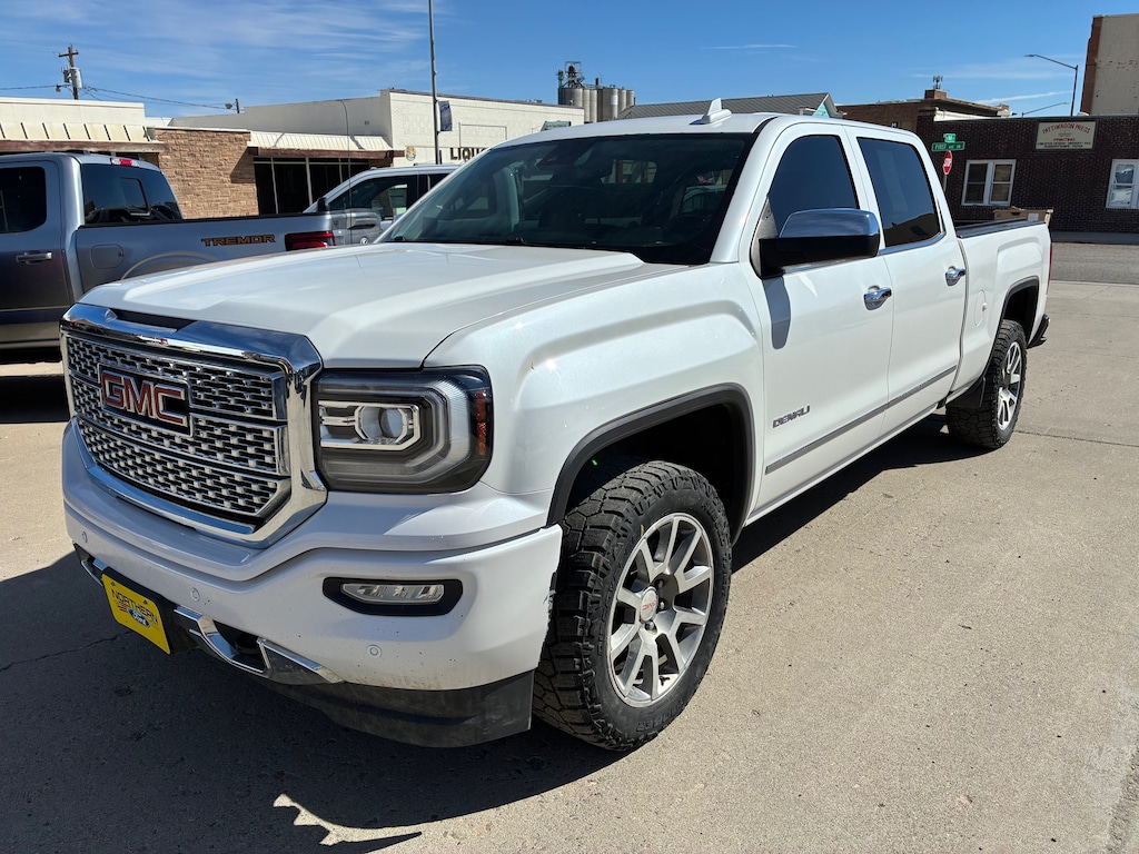 2017 Gmc Sierra 1500 Denali photo 2