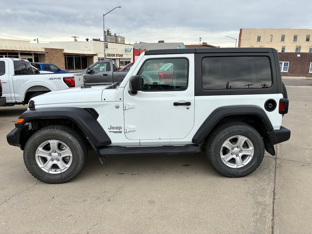 Used 2019 Jeep Wrangler Sport 4x4 SUV
