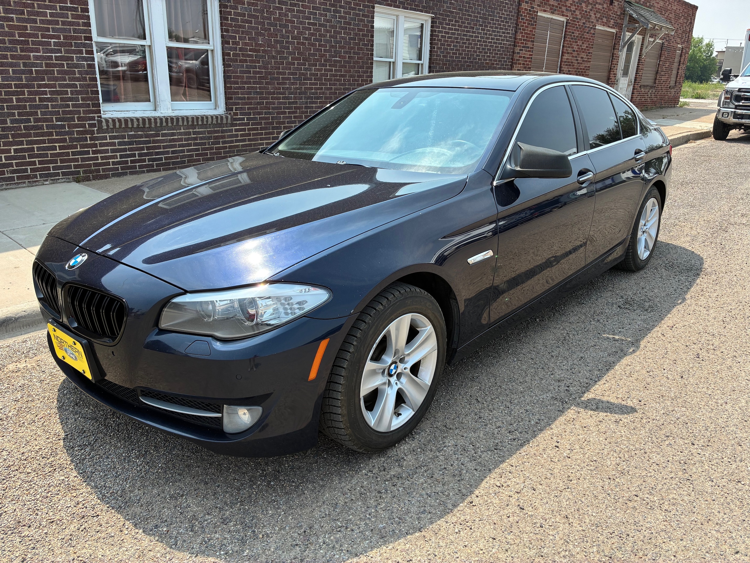 Used 2012 BMW 5 Series 528i with VIN WBAXH5C5XCDW04595 for sale in Cut Bank, MT