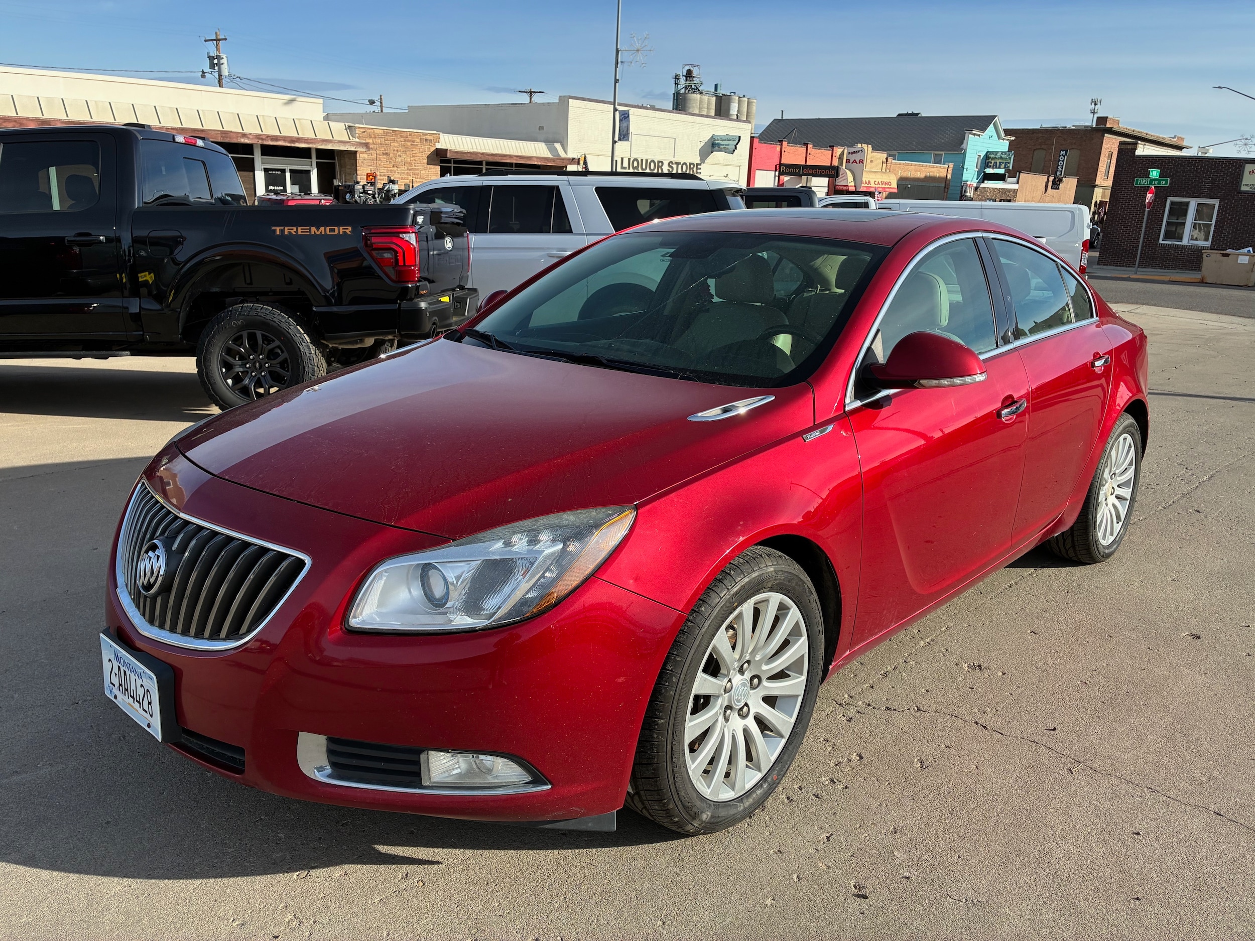 Used 2013 Buick Regal Premium 2 with VIN 2G4GT5GV1D9135614 for sale in Cut Bank, MT