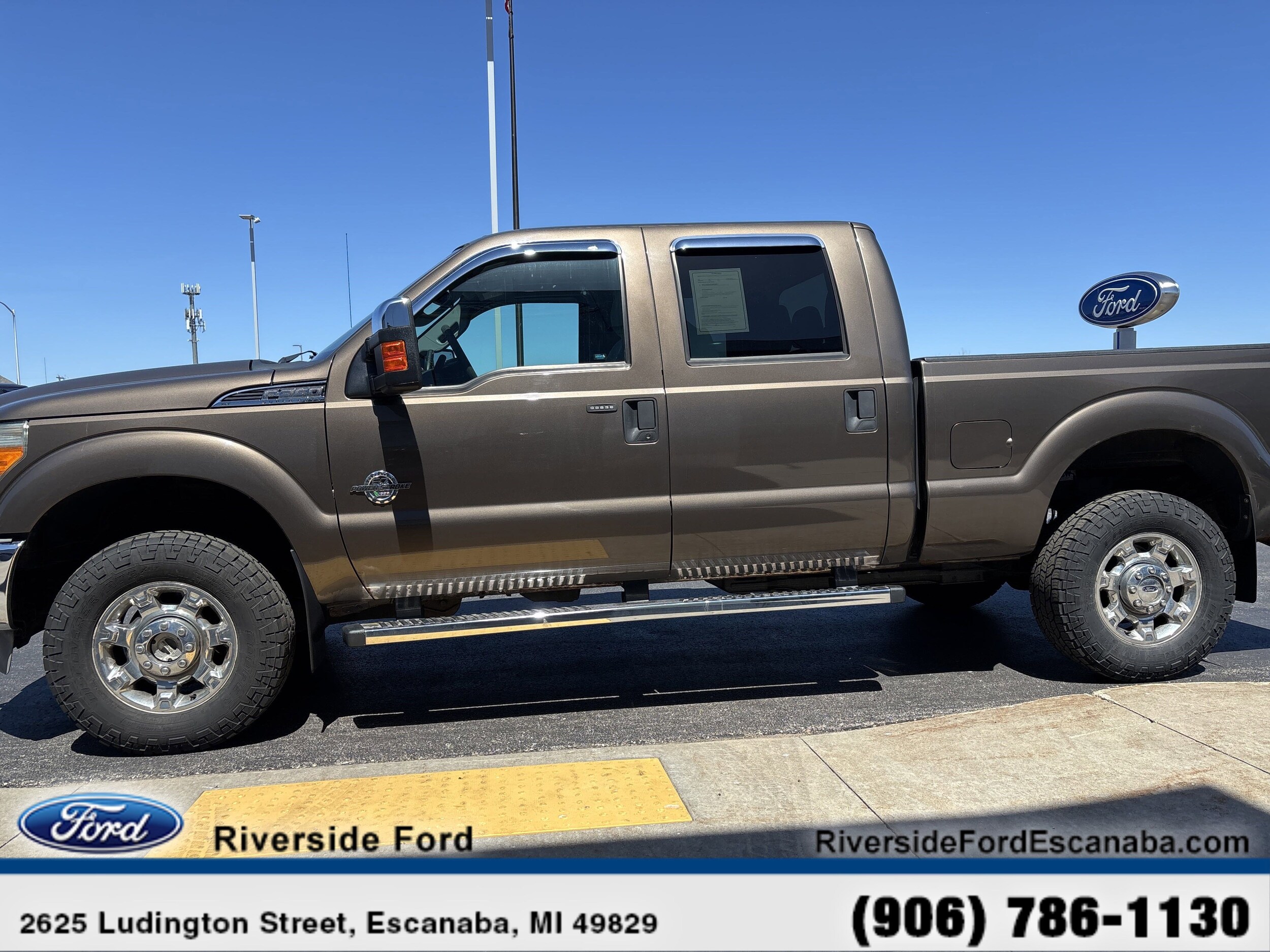 2015 Ford F-350 XLT photo 3