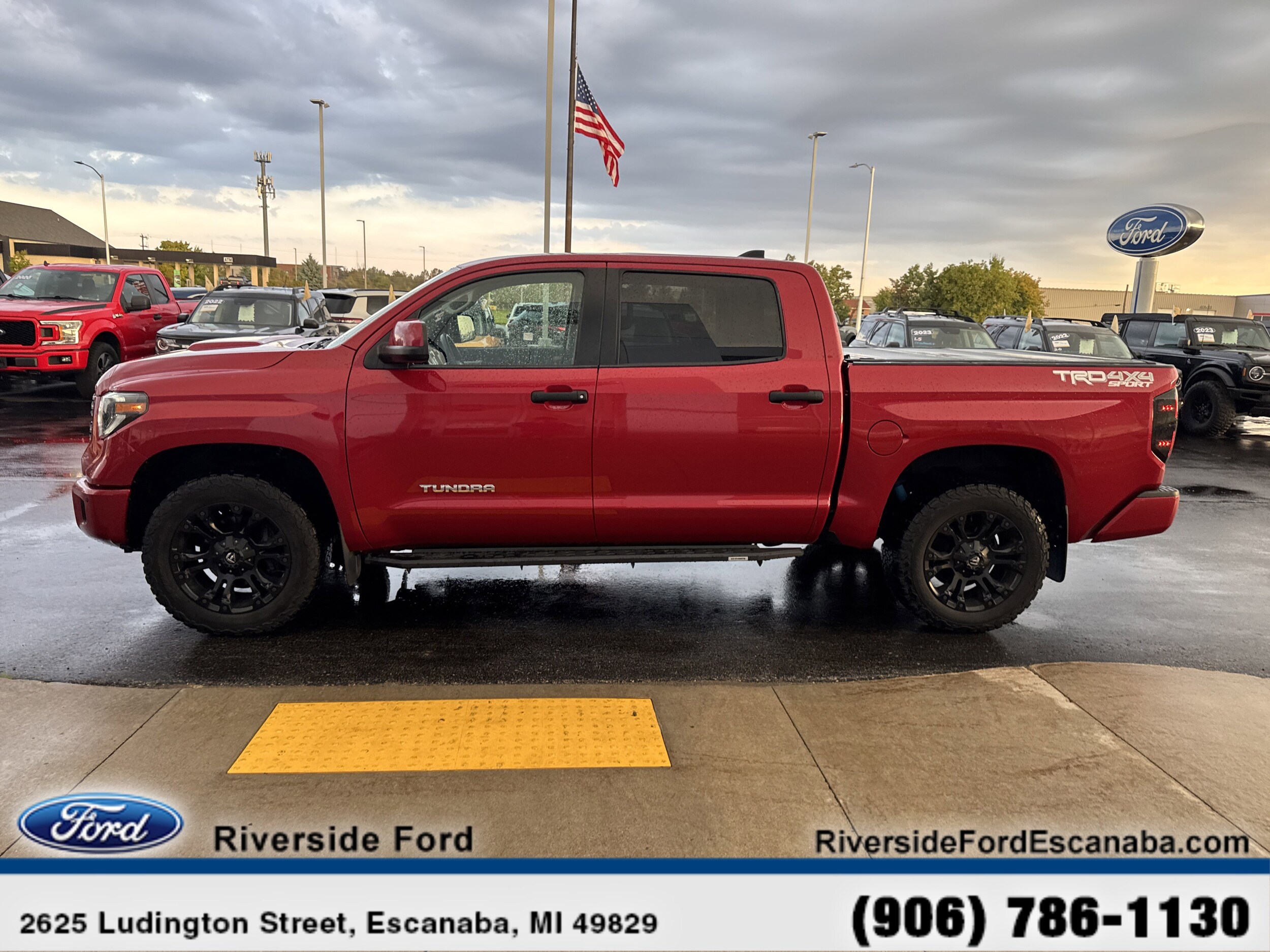 2020 Toyota Tundra SR5 Grade photo 3