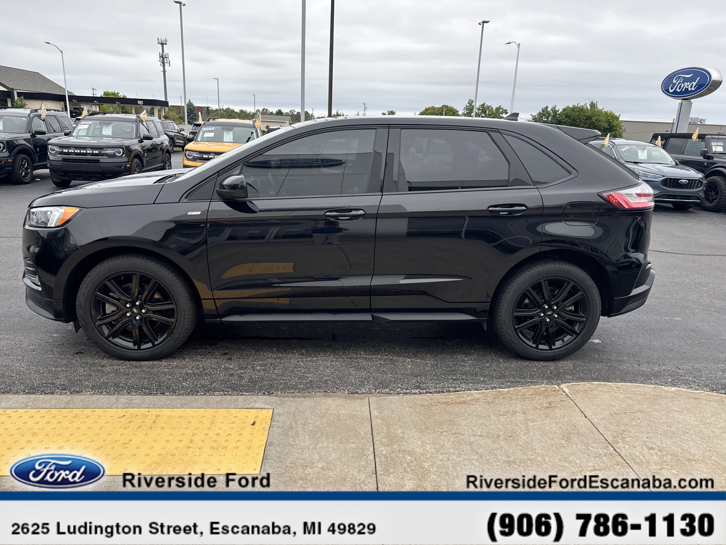 2024 Ford Edge ST-Line photo 4
