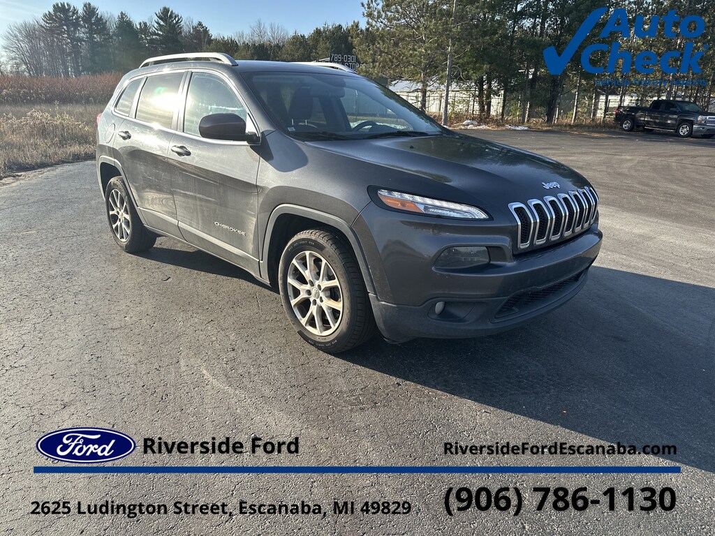 Used 2016 Jeep Cherokee Latitude FWD Latitude