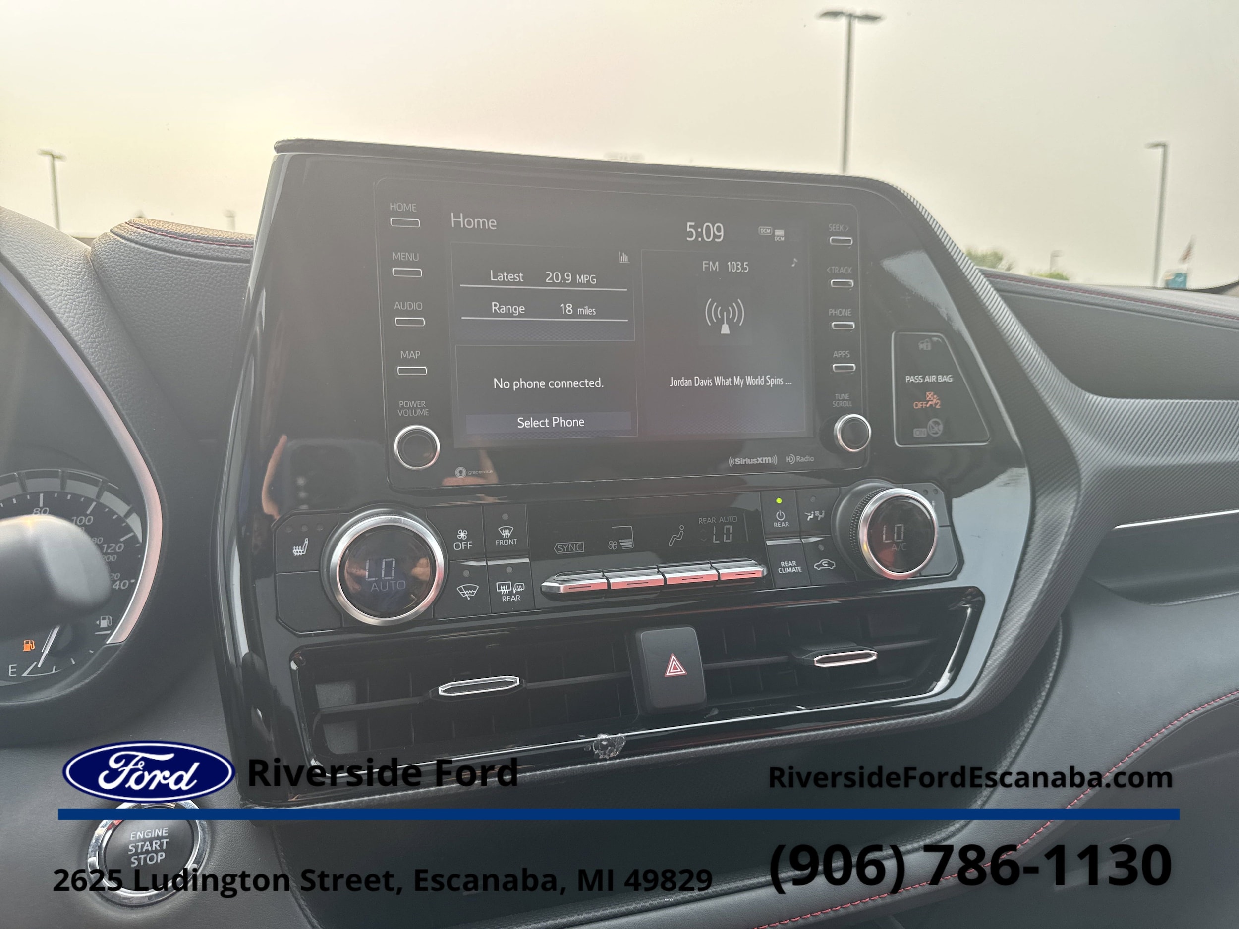 2022 Toyota Highlander XSE - Photo 10