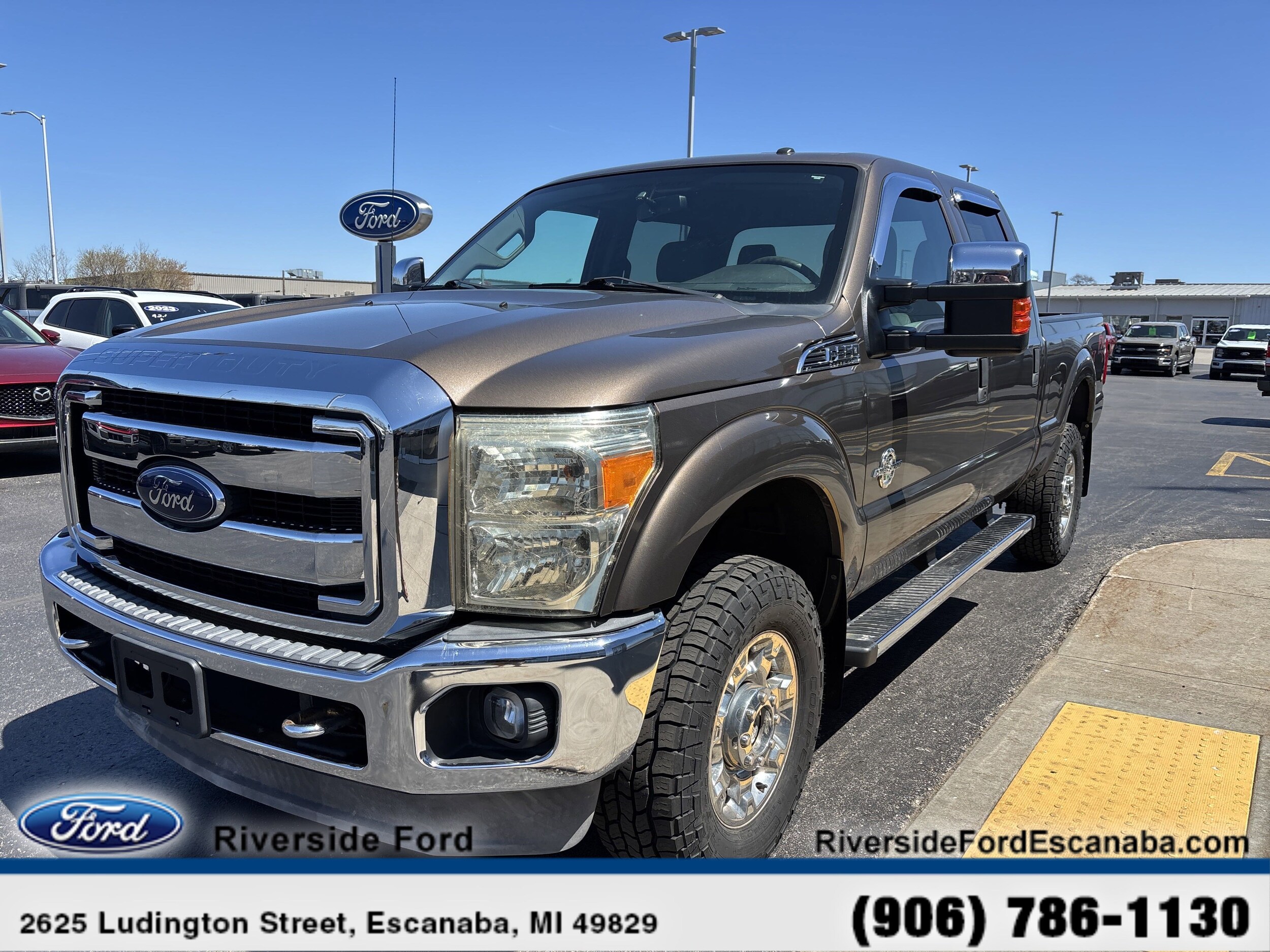 2015 Ford F-350 XLT photo 2