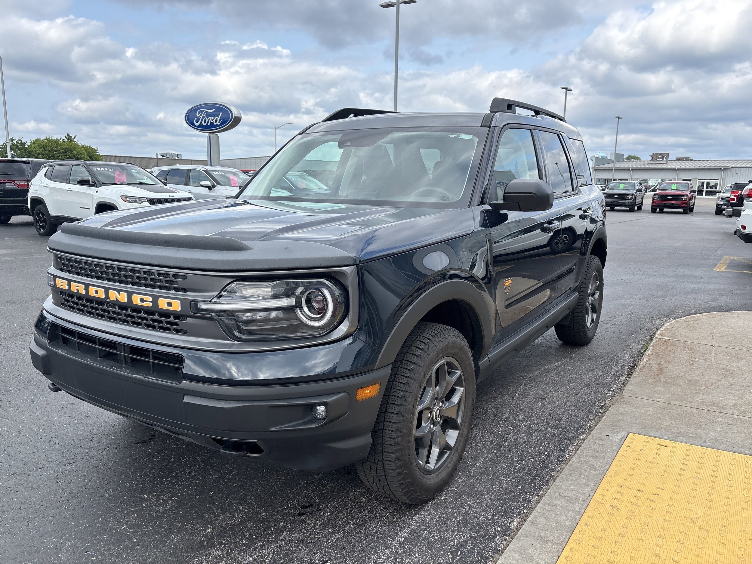 2022 Ford Bronco Sport Badlands photo 3