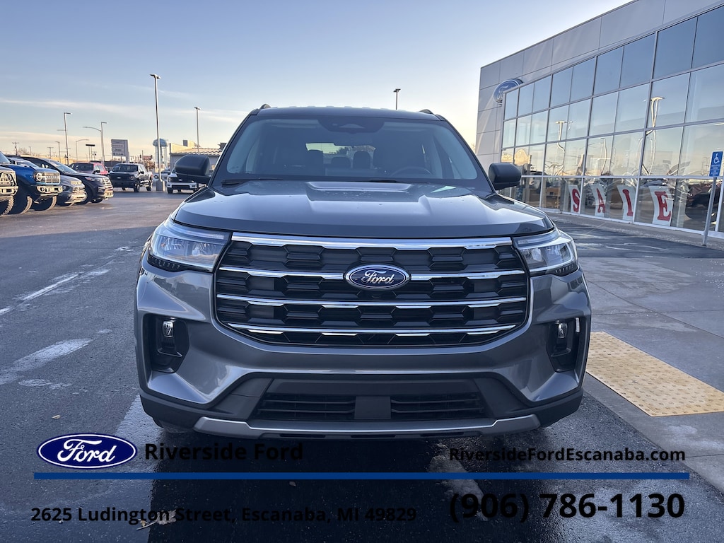 Used 2025 Ford Explorer Active Active 4WD