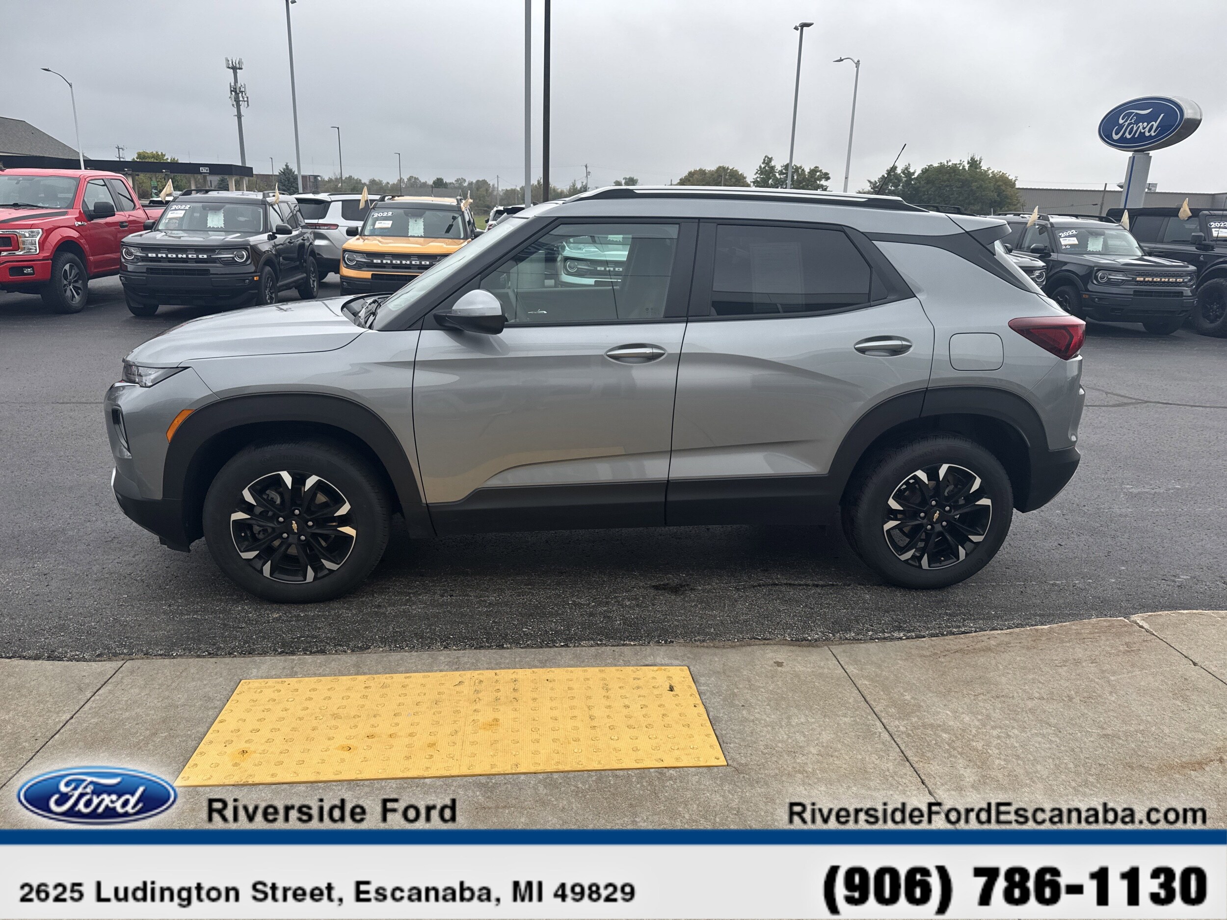 2023 Chevrolet Trailblazer LT photo 4