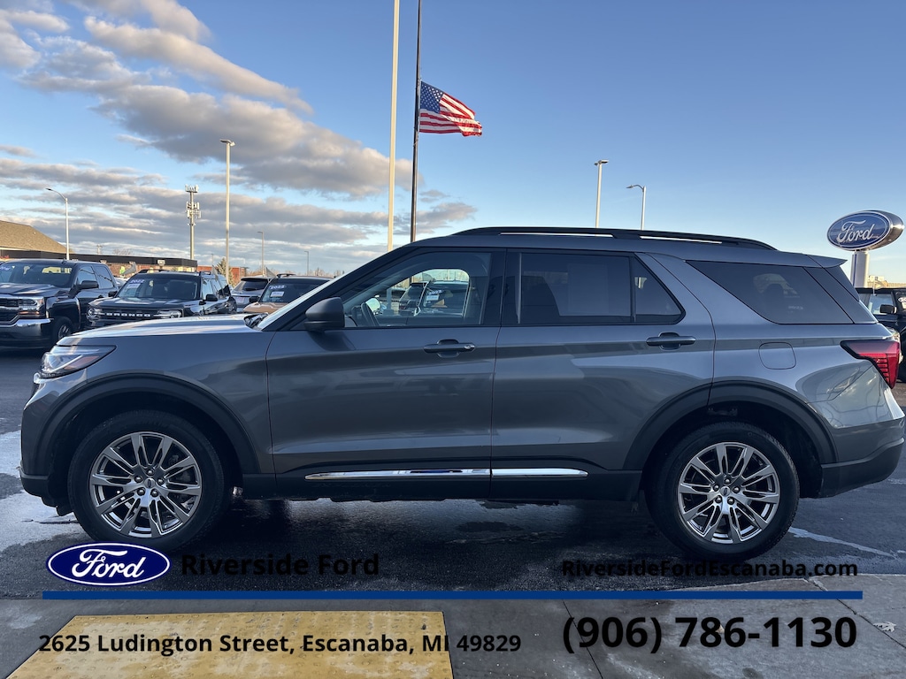 Used 2025 Ford Explorer Active Active 4WD