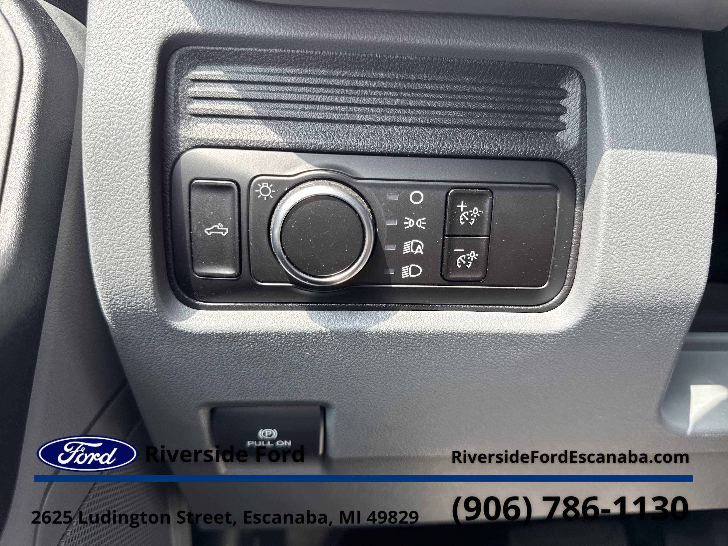 2025 Ford F-250 Super Duty XL - Photo 31