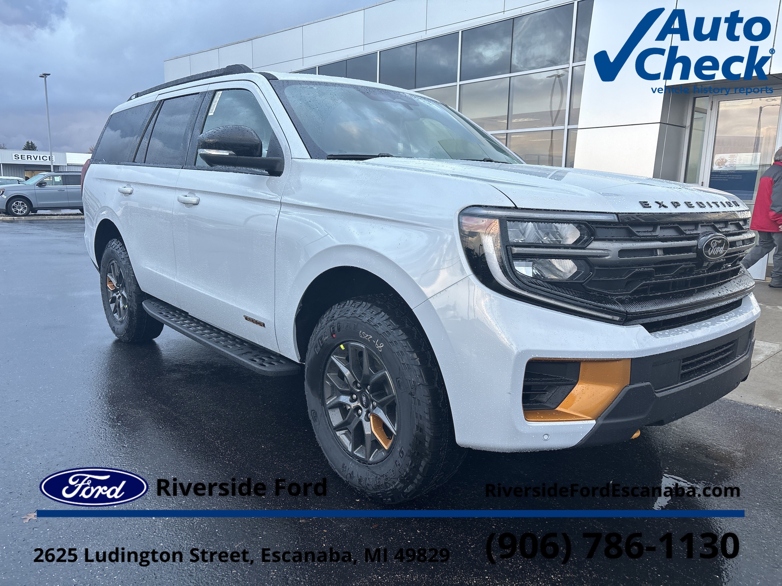 2025 Ford Expedition Tremor's photo