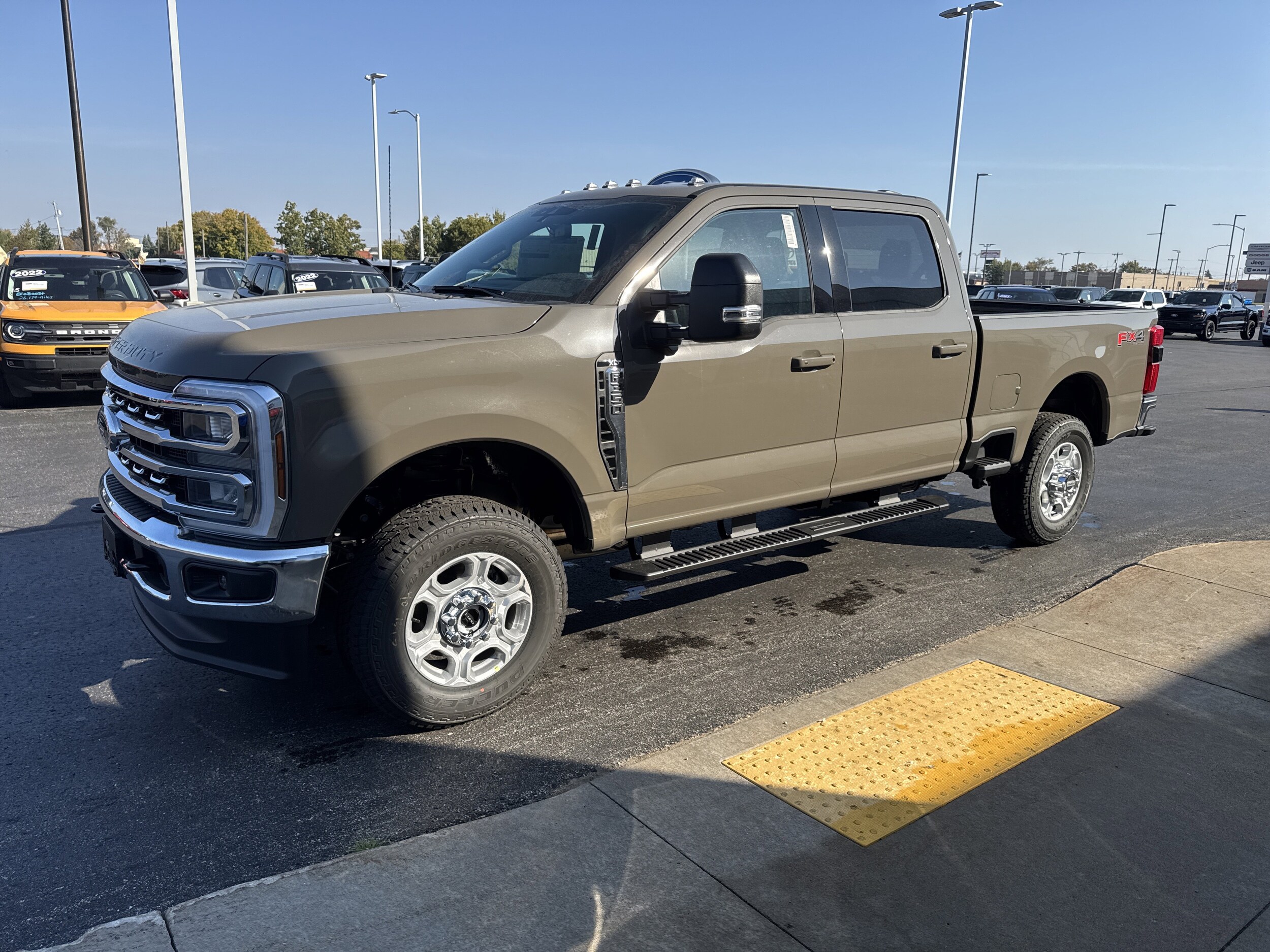 2026 Ford F-350 XLT photo 3