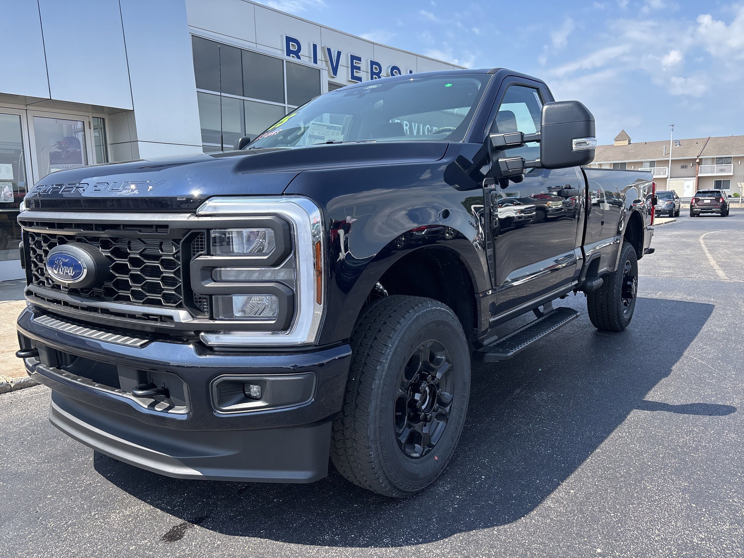 2025 Ford F-350 XL photo 3