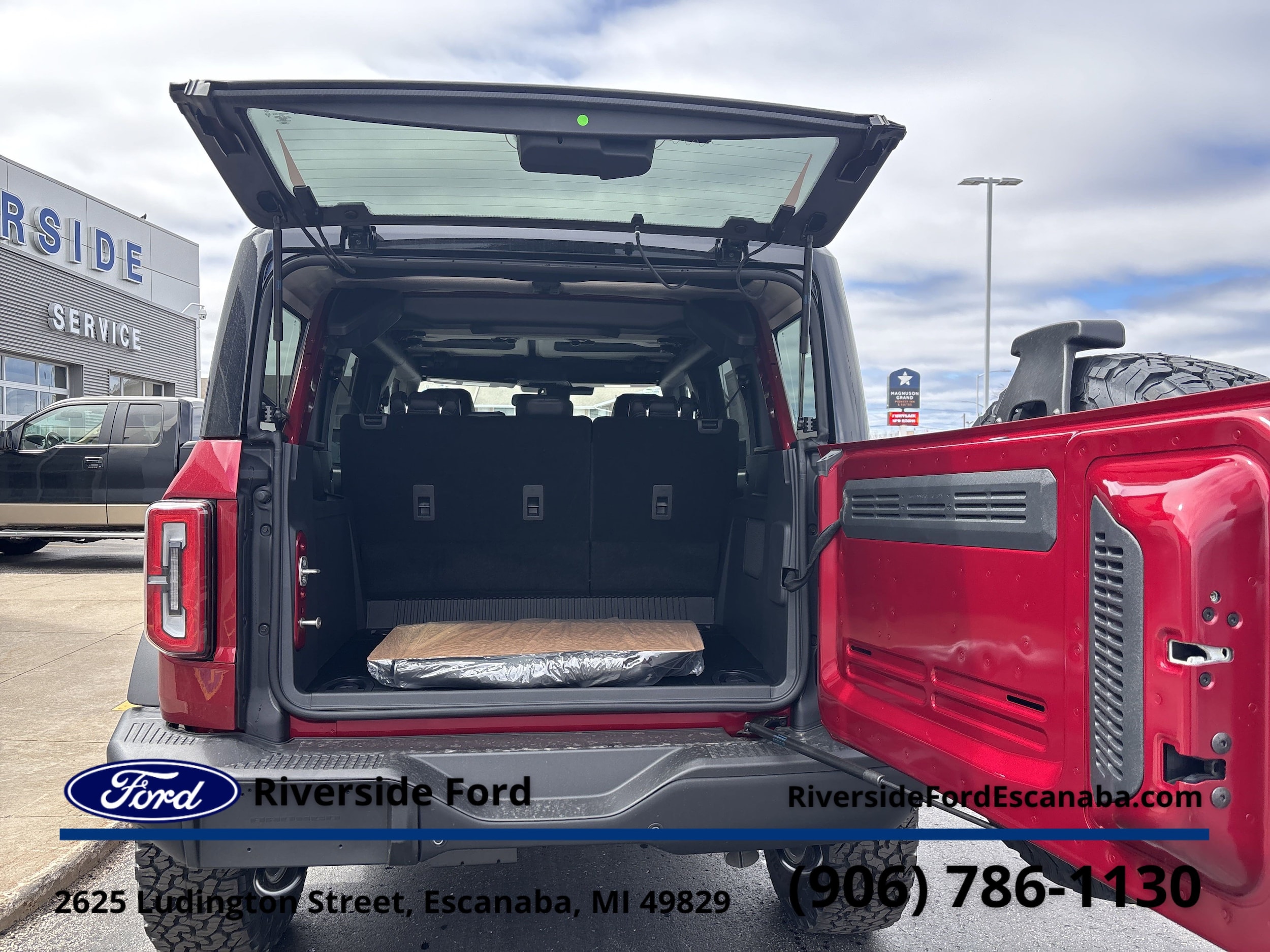 2025 Ford Bronco 4-Door Badlands - Photo 8