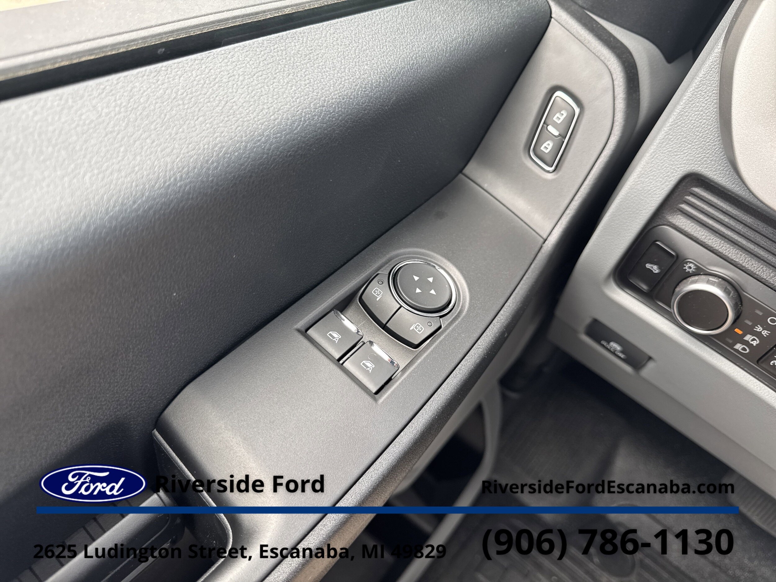 2025 Ford F-250 Super Duty XL - Photo 23