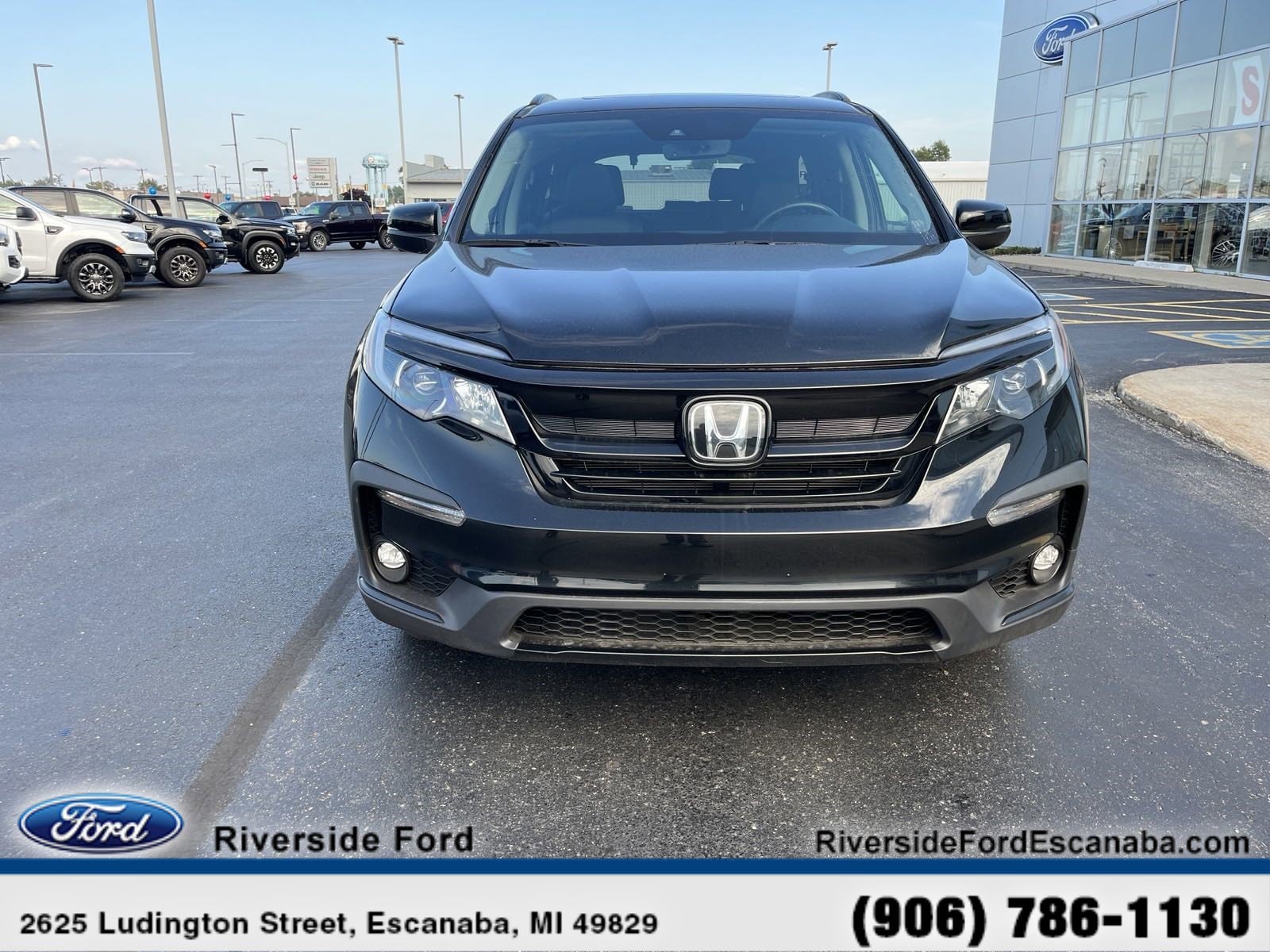 Used 2022 Honda Pilot SE with VIN 5FNYF6H24NB066621 for sale in Escanaba, MI