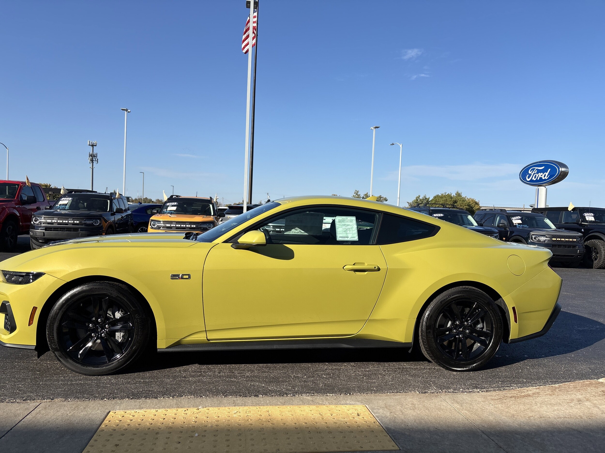 2025 Ford Mustang GT photo 4