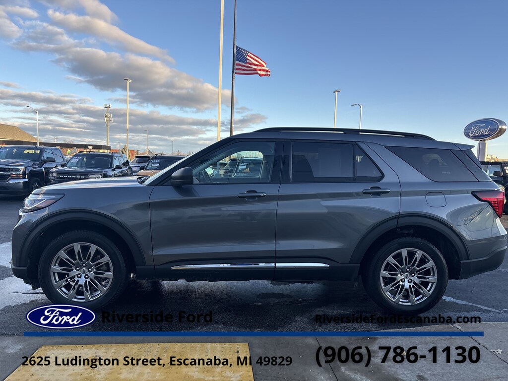 Used 2025 Ford Explorer Active SUV