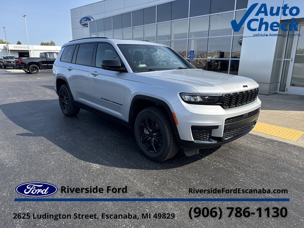 Used 2024 Jeep Grand Cherokee L Laredo SUV