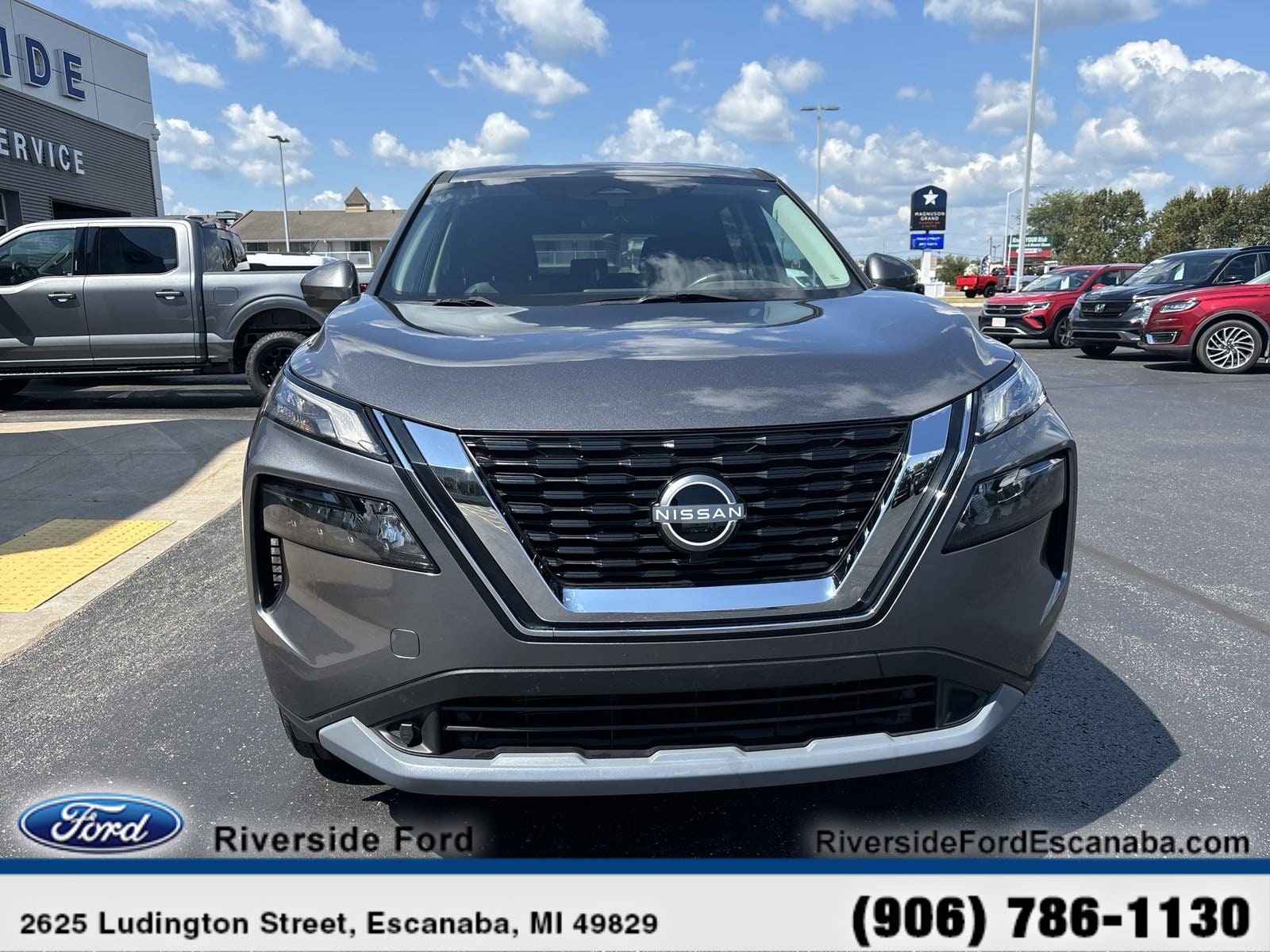 Used 2022 Nissan Rogue S with VIN 5N1AT3ABXNC670413 for sale in Escanaba, MI