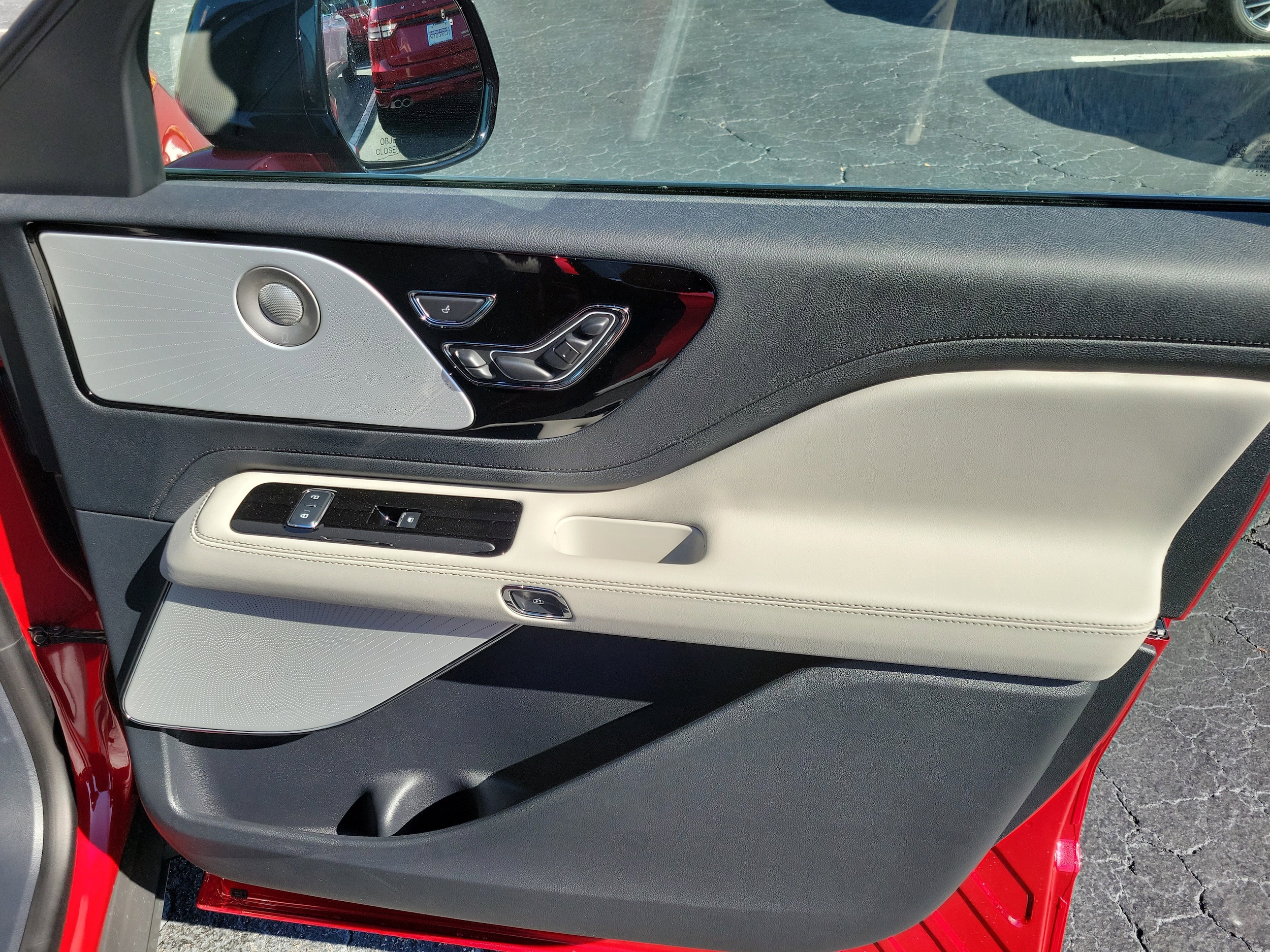 2026 Lincoln Aviator Reserve - Photo 11