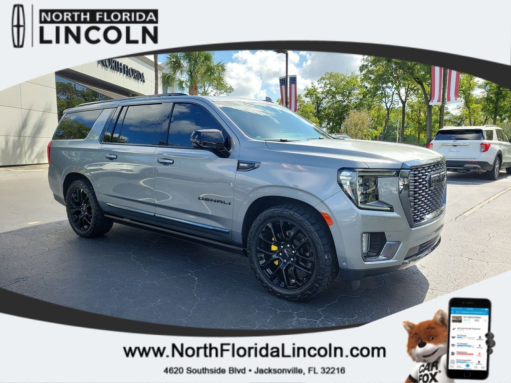2023 GMC Yukon Denali Ultimate AWD's photo