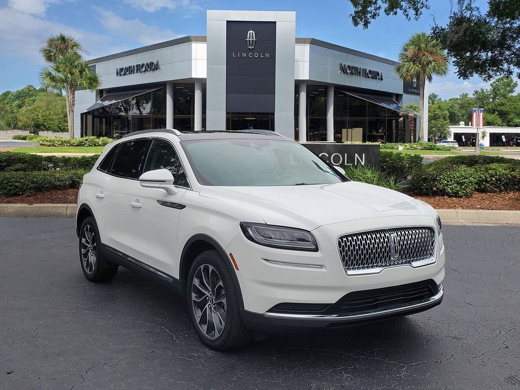 2021 Lincoln Nautilus Reserve's photo