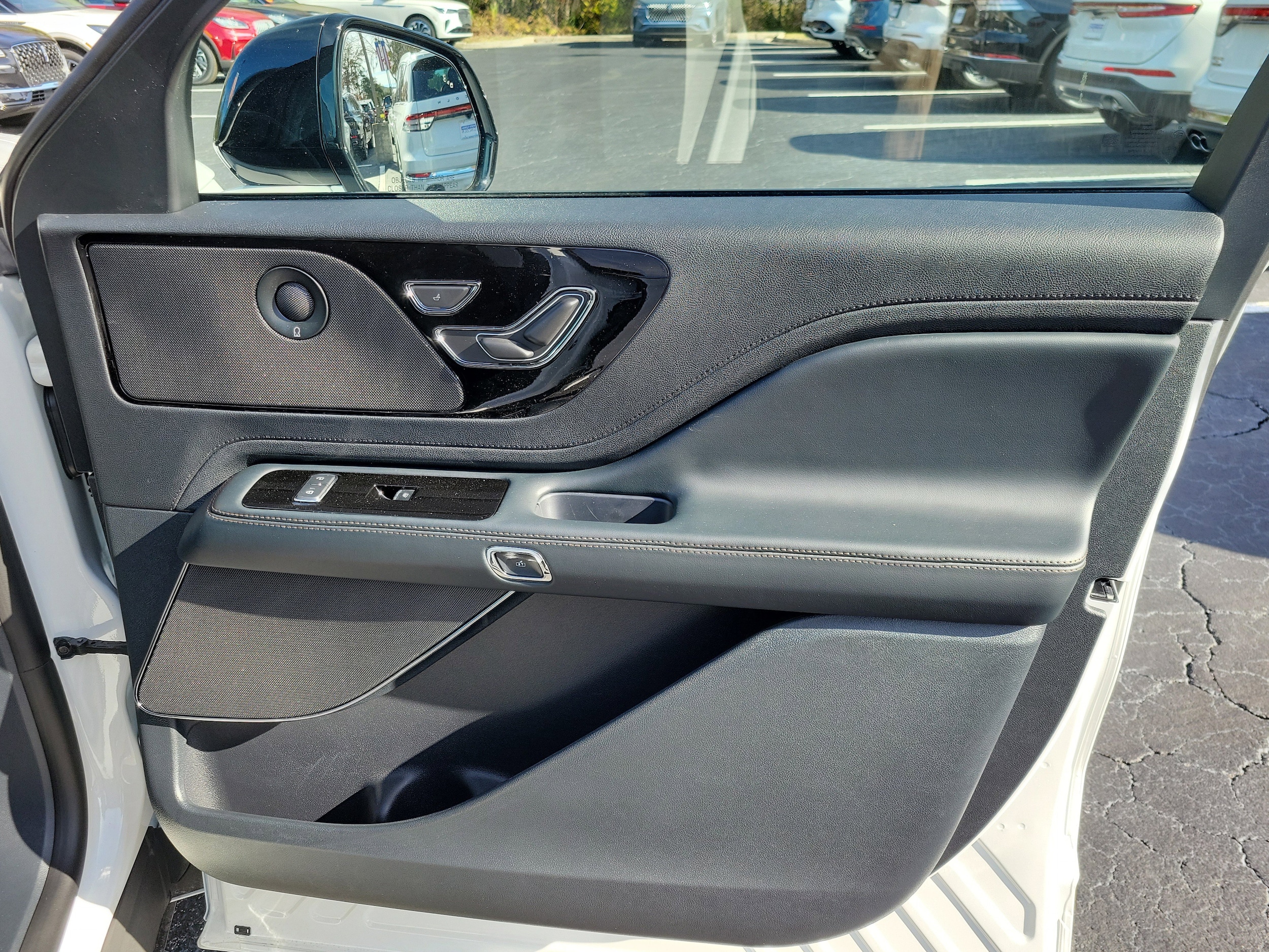 2026 Lincoln Aviator Reserve - Photo 9