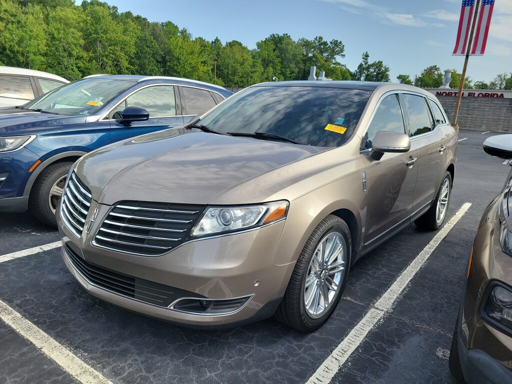 Used 2019 Lincoln MKT Reserve Sport Utility
