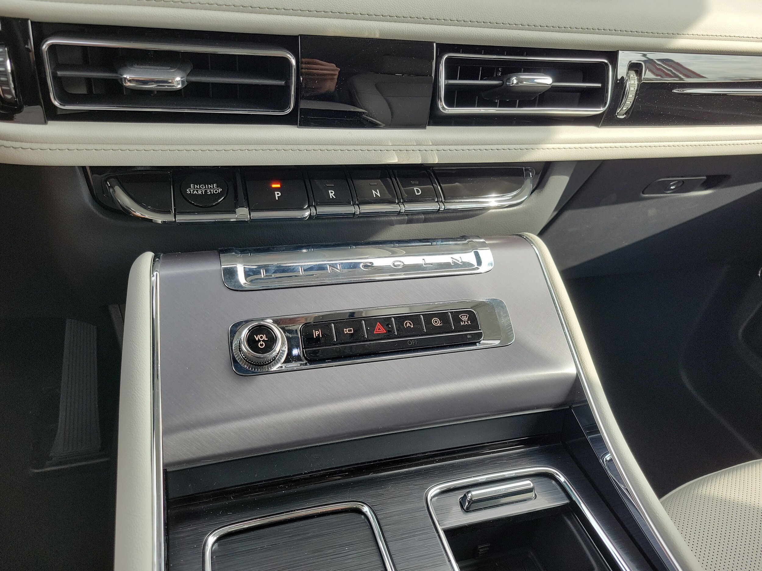 2026 Lincoln Aviator Premiere - Photo 30