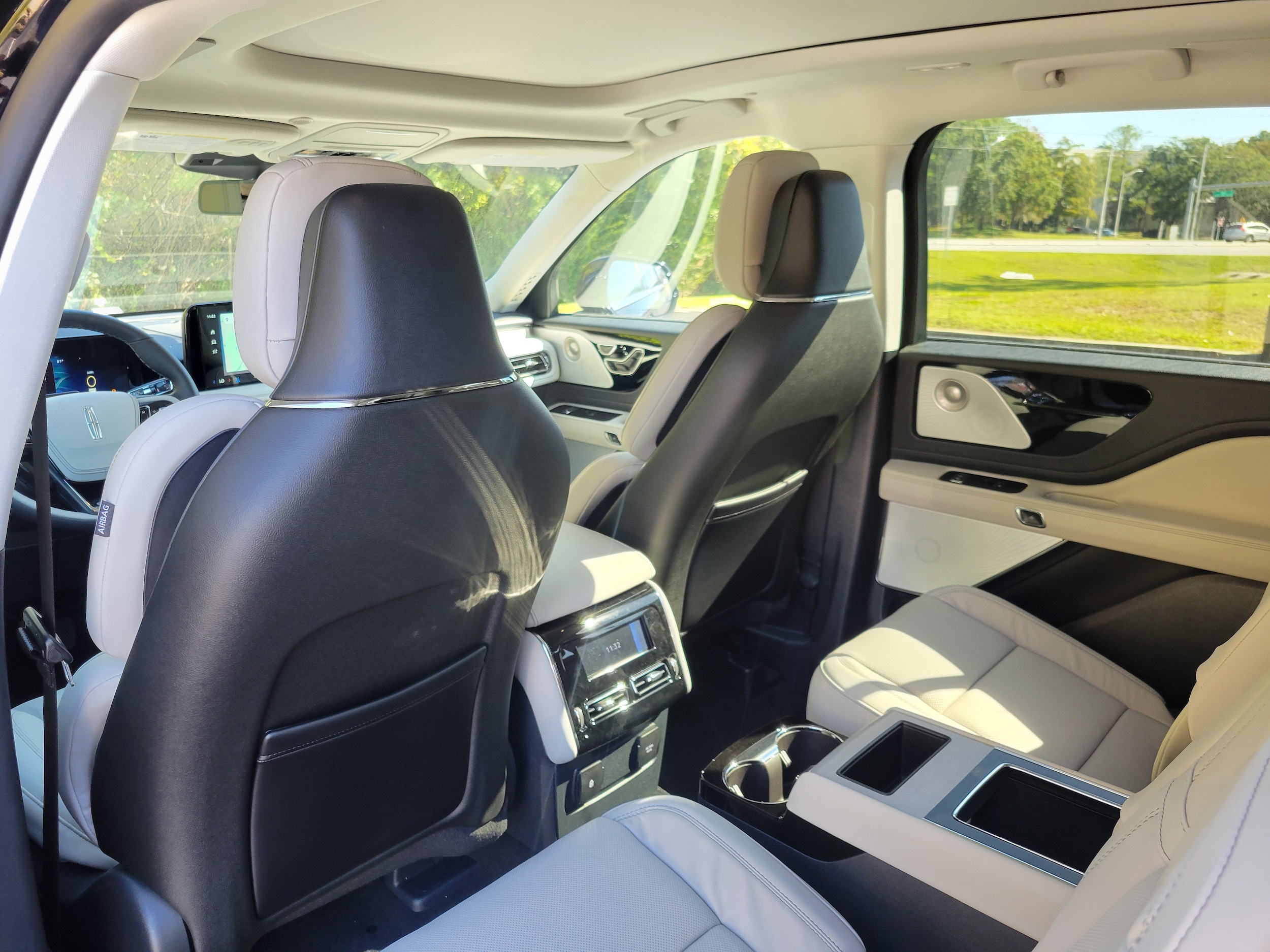2025 Lincoln Aviator Reserve - Photo 16