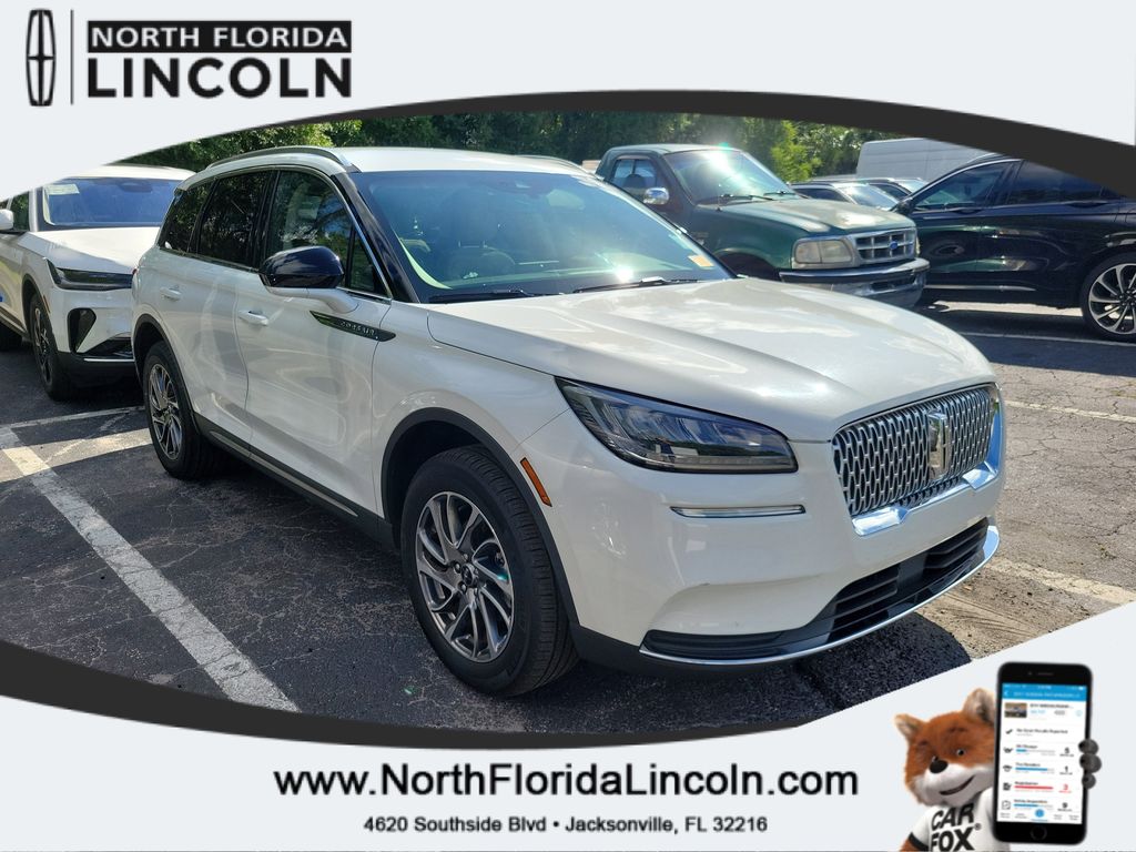 2022 Lincoln Corsair AWD's photo