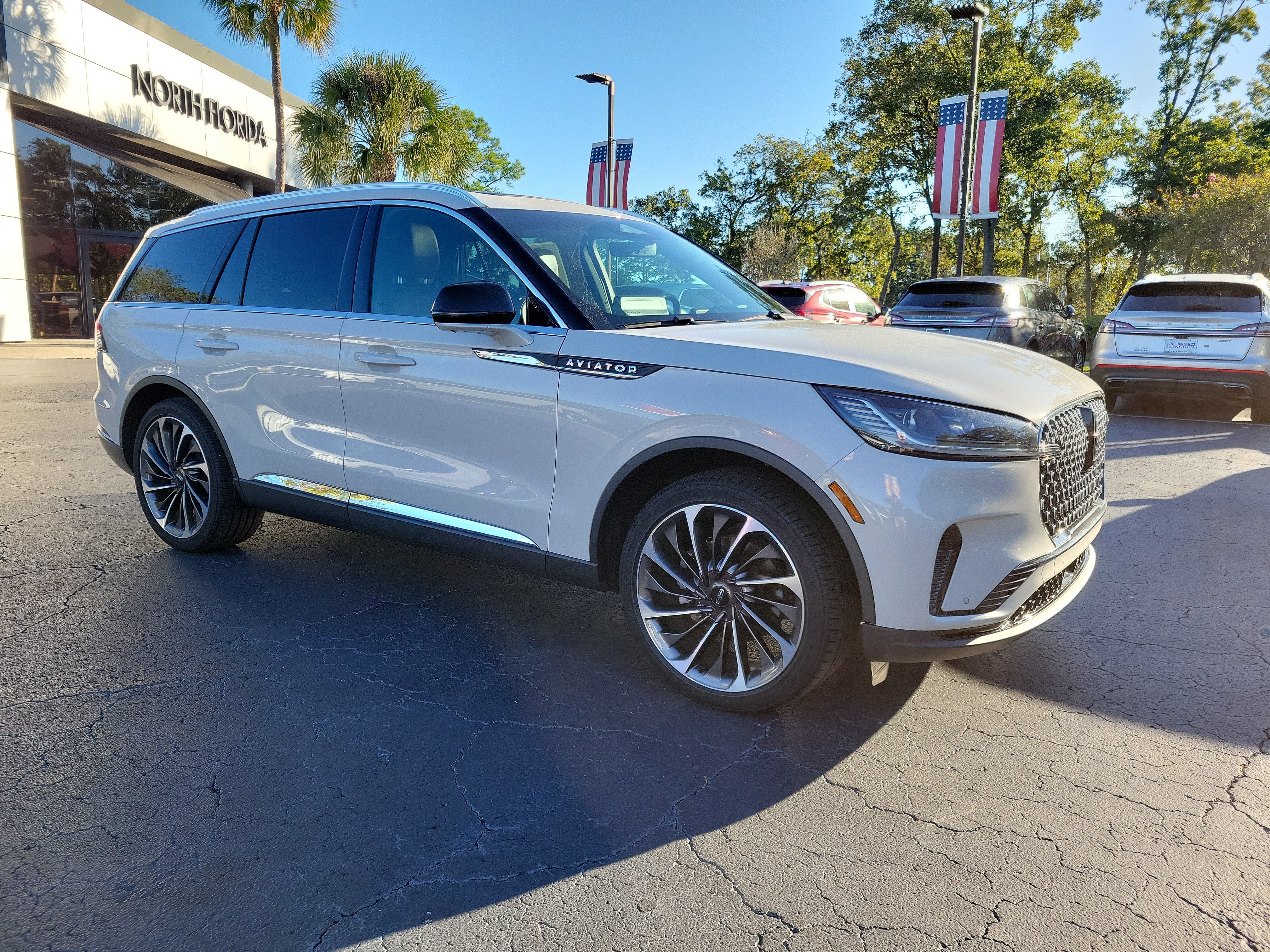 2025 Lincoln Aviator