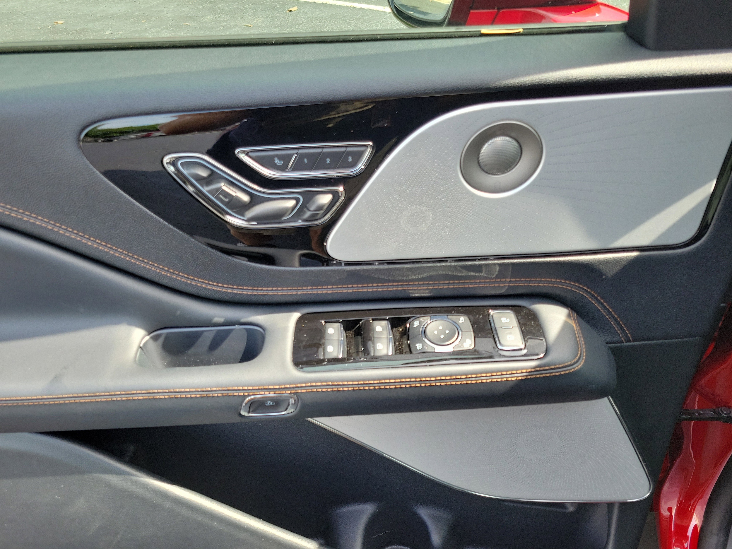 2025 Lincoln Aviator Black Label - Photo 23