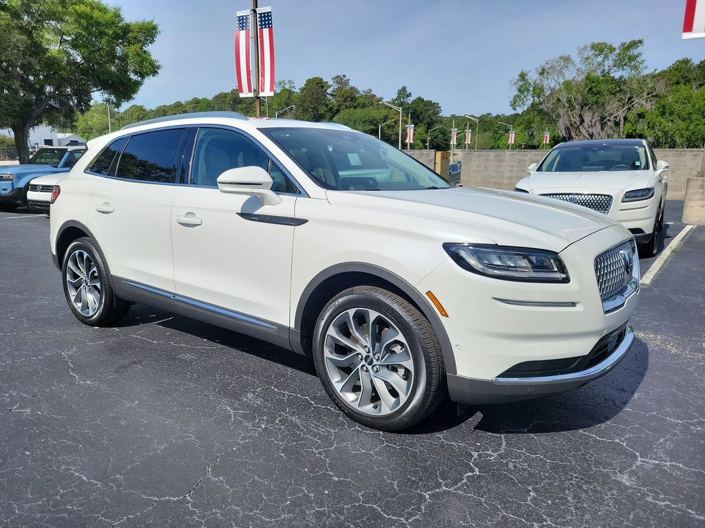2023 Lincoln Nautilus Reserve FWD's photo