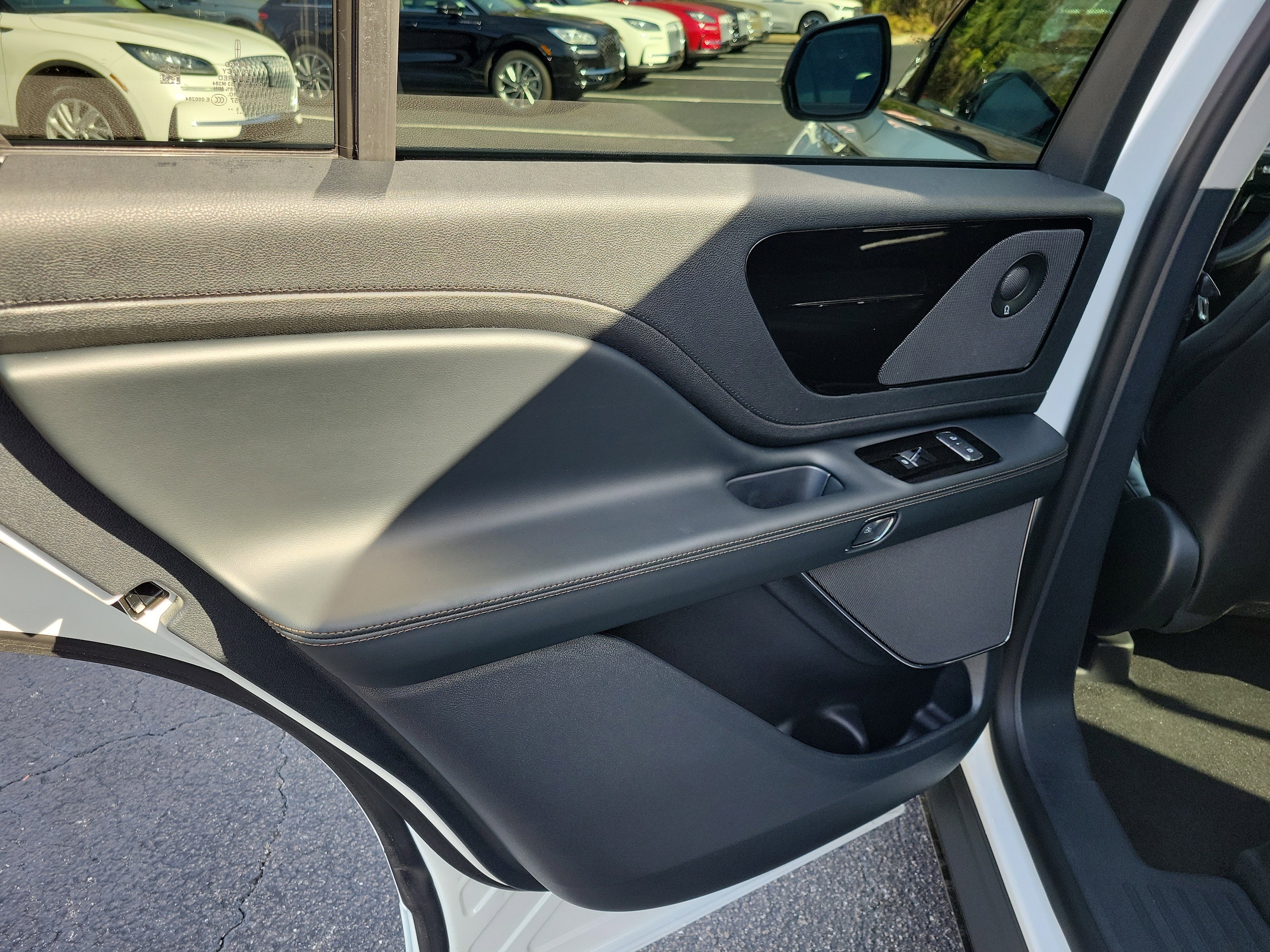 2026 Lincoln Aviator Reserve - Photo 13