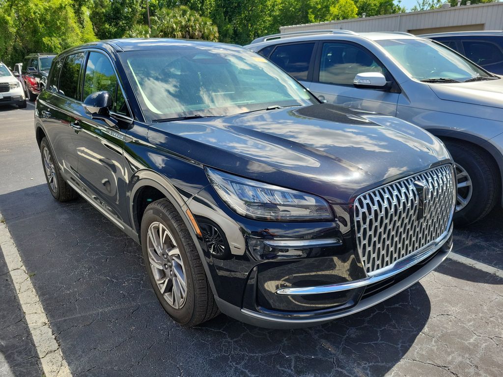 2024 Lincoln Corsair Premiere FWD's photo