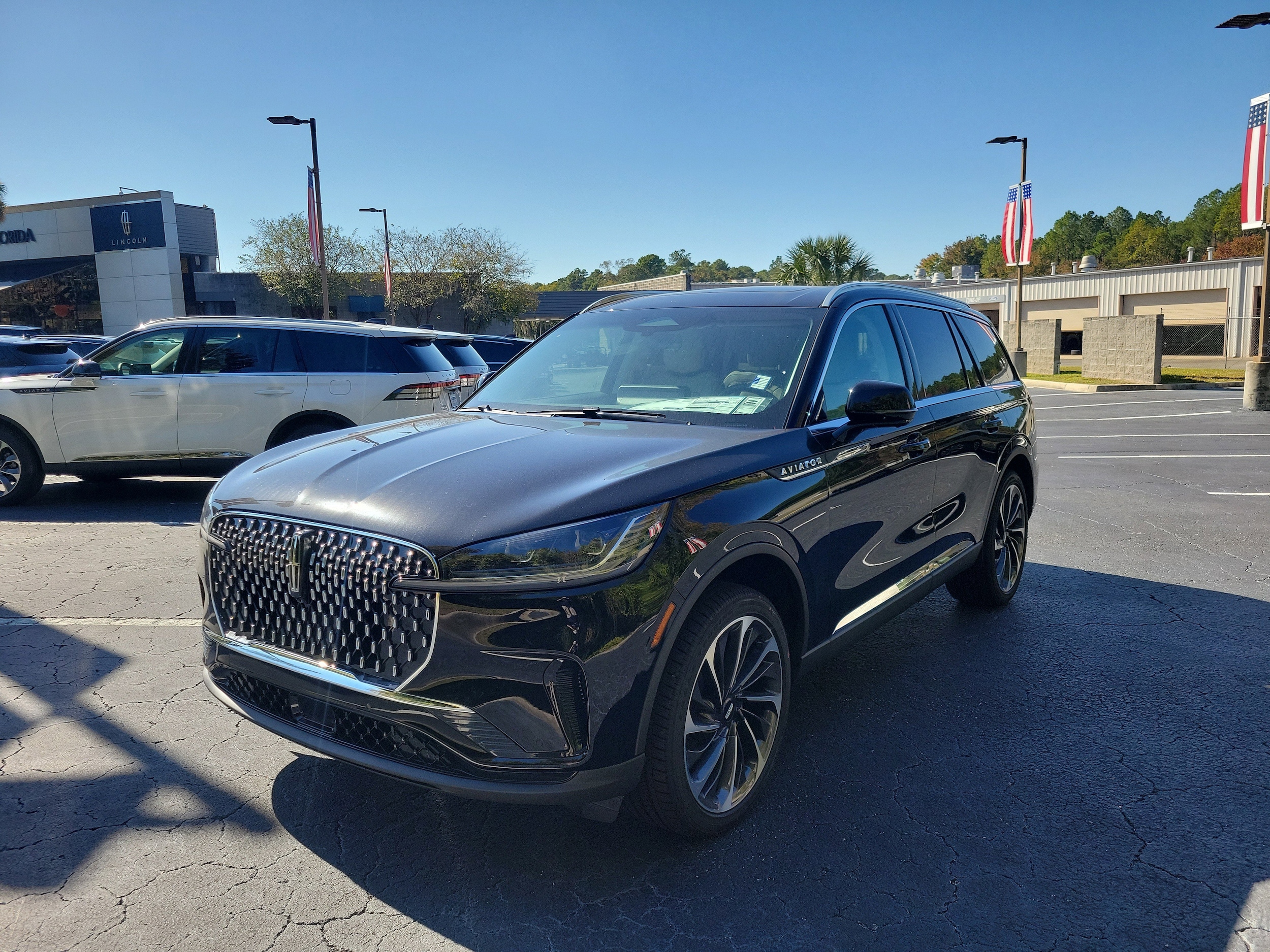 2025 Lincoln Aviator Reserve - Photo 3