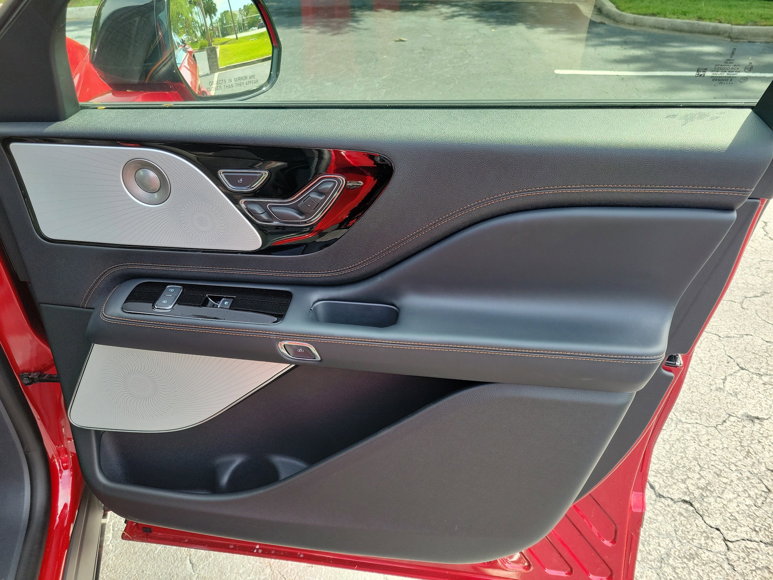 2025 Lincoln Aviator Black Label - Photo 12