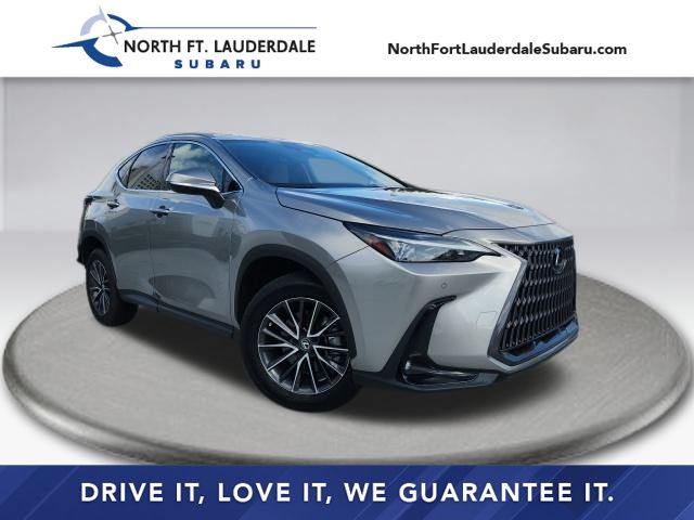 2022 Lexus NX 350's photo