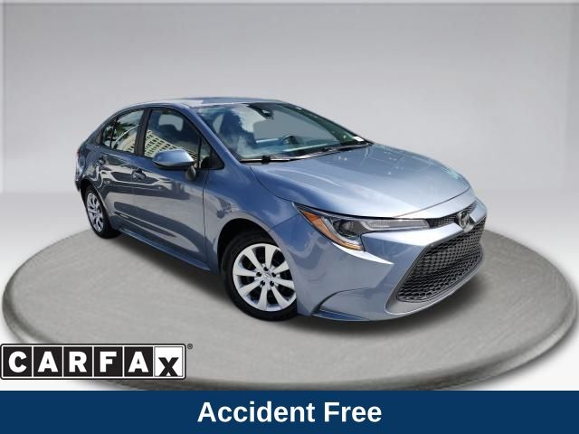 2022 Toyota Corolla LE photo 2