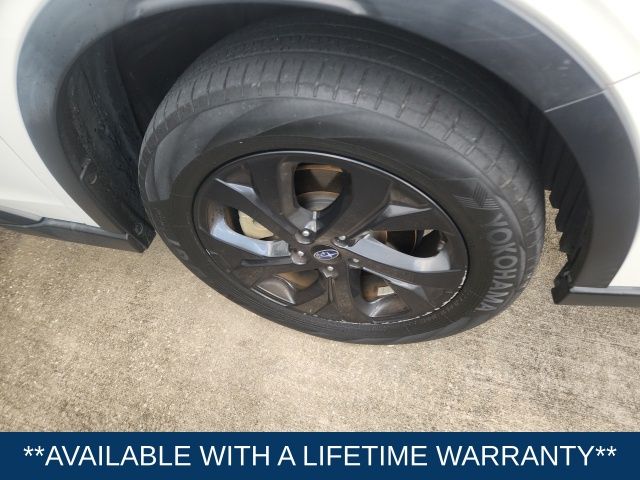 2020 Subaru Outback Onyx Edition XT photo 3