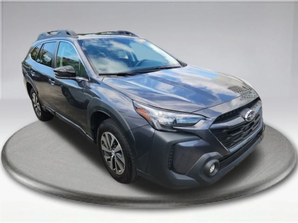 Used 2024 Subaru Outback Premium SUV